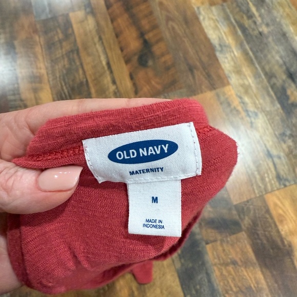 Old Navy Maternity Raspberry Pink Tank Top - Picture 6 of 6